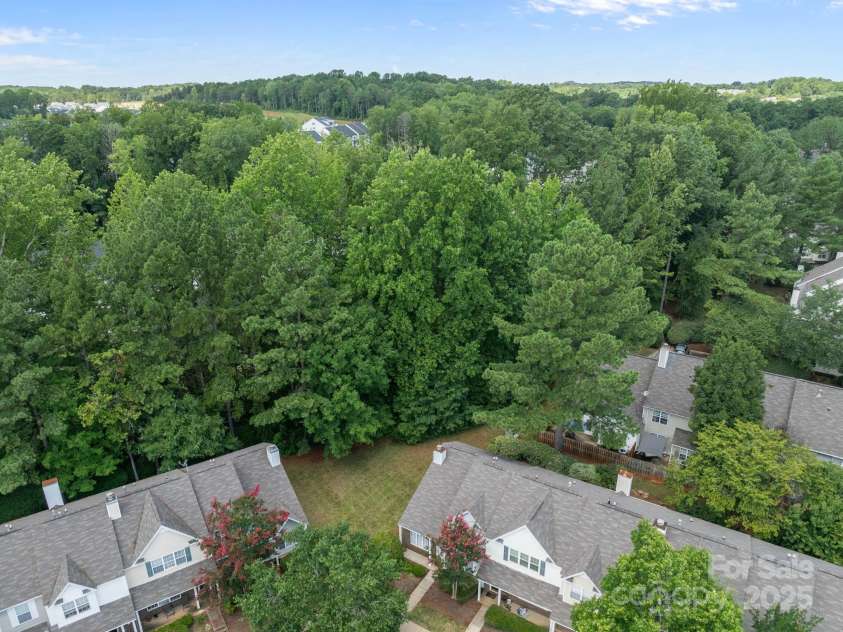5741 Cougar Lane, Charlotte, NC 28269.  MLS# CAR4283719, YatesRealty ID 27680. 