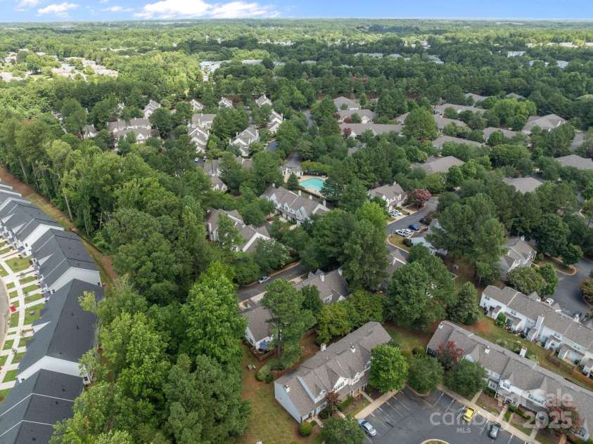 5741 Cougar Lane, Charlotte, NC 28269.  MLS# CAR4283719, YatesRealty ID 27680. 