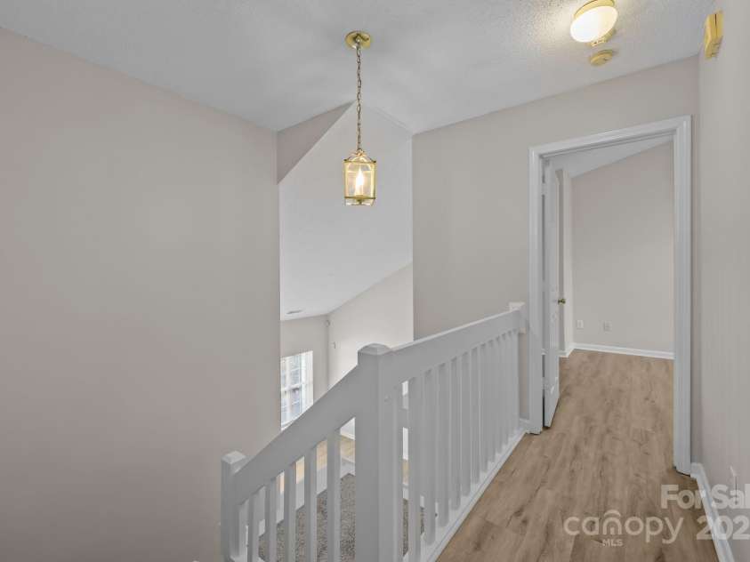 5741 Cougar Lane, Charlotte, NC 28269.  MLS# CAR4283719, YatesRealty ID 27680. 