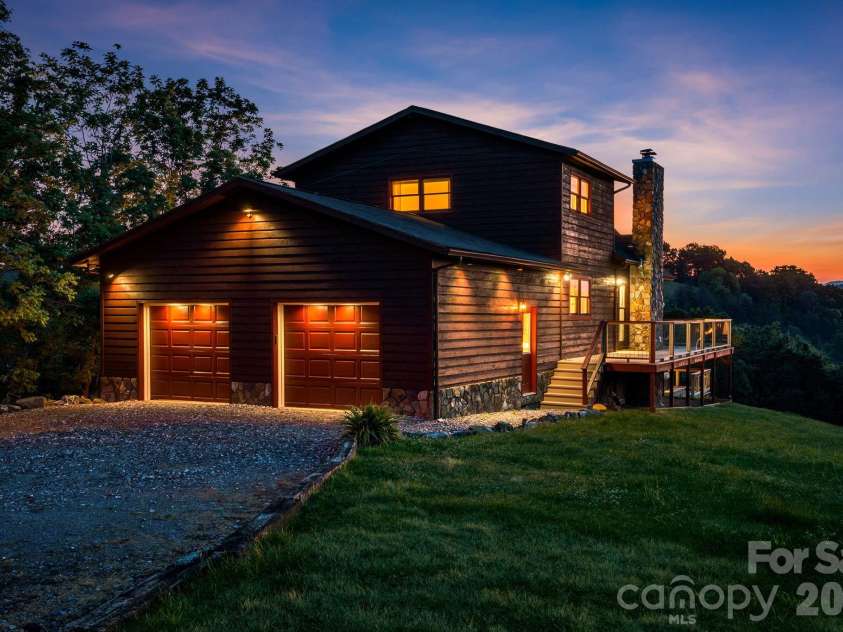 694 Boulder Road, Marshall, NC 28753.  MLS# CAR4384488, YatesRealty ID 27681. After a long day of hiking, rafting, and enjoying nature! 