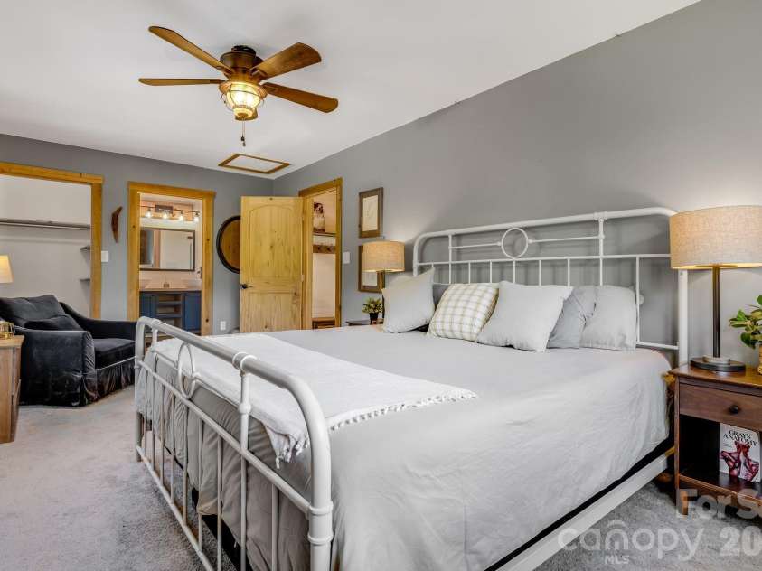 694 Boulder Road, Marshall, NC 28753.  MLS# CAR4384488, YatesRealty ID 27681. Main bedroom.