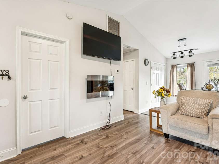 115 Beaver Street, Landis, NC 28088.  MLS# CAR4367576, YatesRealty ID 27682. Living Room