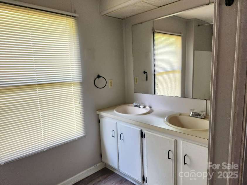 269 Saddle Road, Lancaster, SC 29720.  MLS# CAR4256613, YatesRealty ID 27682. 