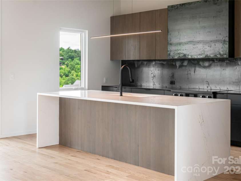 502 Wilma Dykeman Trail, Asheville, NC 28804.  MLS# CAR4271749, YatesRealty ID 27683. Modern Design Shines