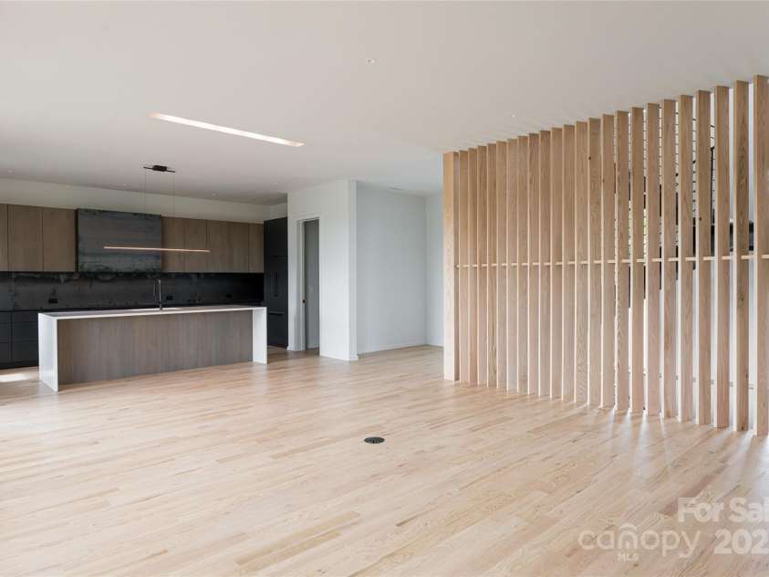 502 Wilma Dykeman Trail, Asheville, NC 28804.  MLS# CAR4271749, YatesRealty ID 27683. Space to Entertain