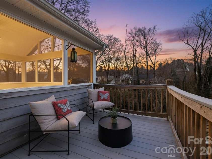 5969 Gold Creek Estate Drive, Hickory, NC 28601.  MLS# CAR4346268, YatesRealty ID 27683. 