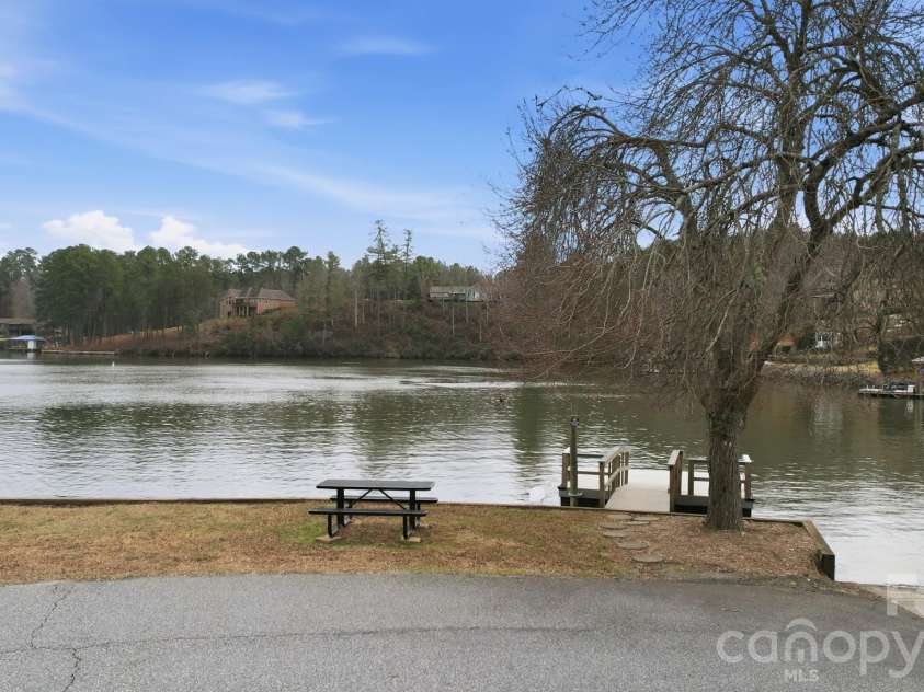 5969 Gold Creek Estate Drive, Hickory, NC 28601.  MLS# CAR4346268, YatesRealty ID 27683. 