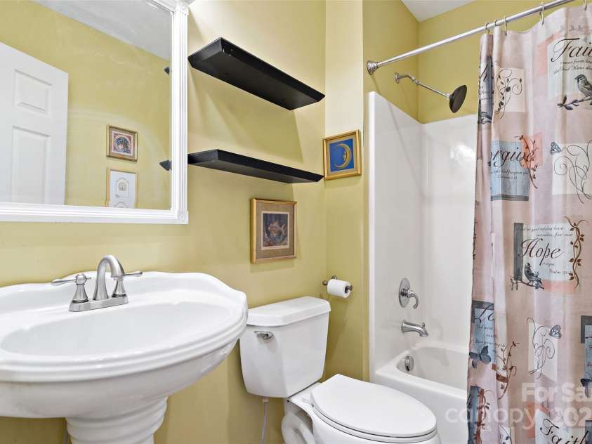 60 Valley View Drive, Marion, NC 28752.  MLS# CAR4217189, YatesRealty ID 27684. Lower level den/walk out basement