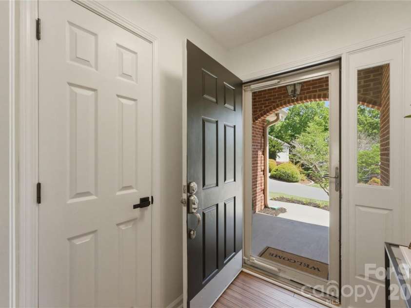 772 Monticello Drive, Fort Mill, SC 29708.  MLS# CAR4371119, YatesRealty ID 27685. Front Entryway