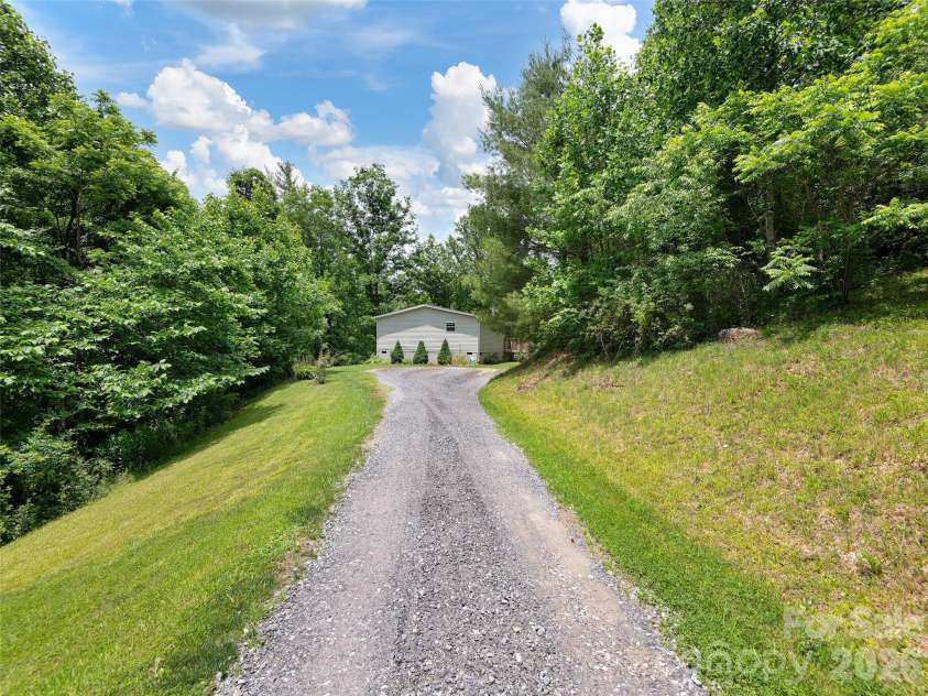 166 Indian Springs Road, Clyde, NC 28721.  MLS# CAR4386588, YatesRealty ID 27686. 