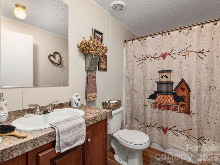 166 Indian Springs Road, Clyde, NC 28721.  MLS# CAR4386588, YatesRealty ID 27686. 