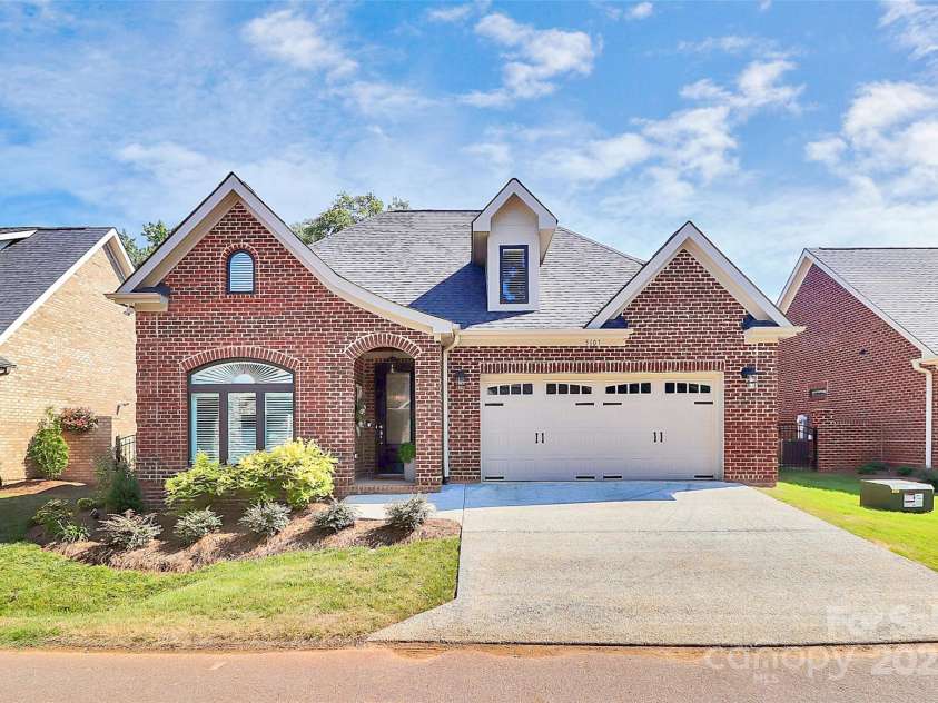 5107 Silver Trace Lane, Denver, NC 28037.  MLS# CAR4284050, YatesRealty ID 27686. 