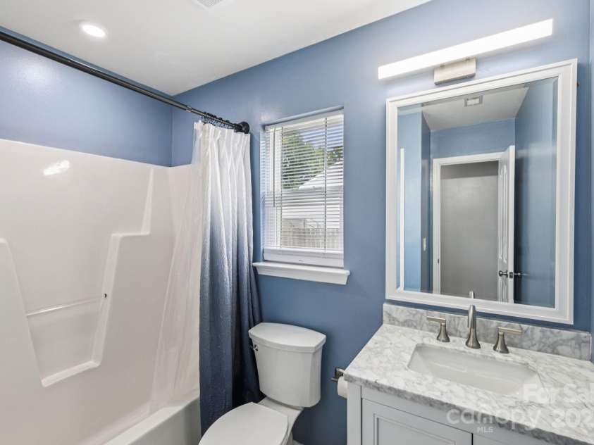 16009 Stuarts Draft Court, Charlotte, NC 28278.  MLS# CAR4278928, YatesRealty ID 27688. 