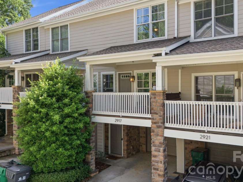 2917 Craftsman Lane, Charlotte, NC 28204.  MLS# CAR4384018, YatesRealty ID 27691. 