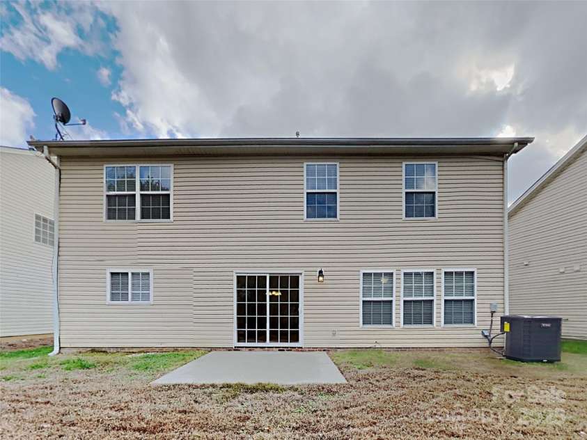 10710 Whithorn Way, Charlotte, NC 28278.  MLS# CAR4255049, YatesRealty ID 27692. 