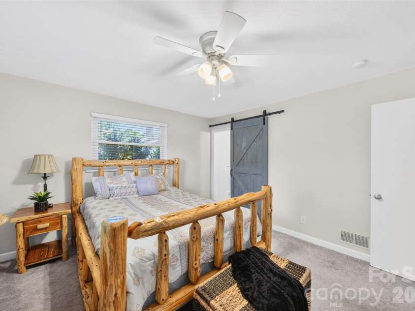 1771 24th Avenue Court, Hickory, NC 28601.  MLS# CAR4381961, YatesRealty ID 27693. Master Bedroom