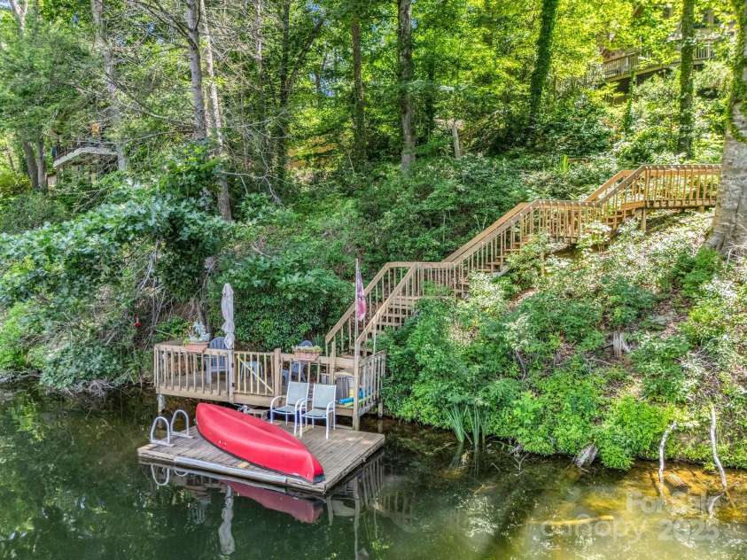126 Sleeping Bear Lane, Lake Lure, NC 28746.  MLS# CAR4276702, YatesRealty ID 27694. 