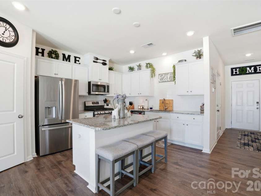 5231 Maynard Hill Drive, Monroe, NC 28110.  MLS# CAR4342492, YatesRealty ID 27696. Open Kitchen