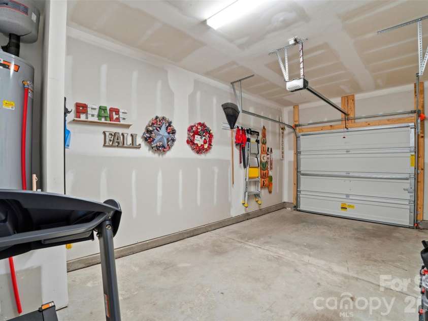 5231 Maynard Hill Drive, Monroe, NC 28110.  MLS# CAR4342492, YatesRealty ID 27696. Spacious Garage
