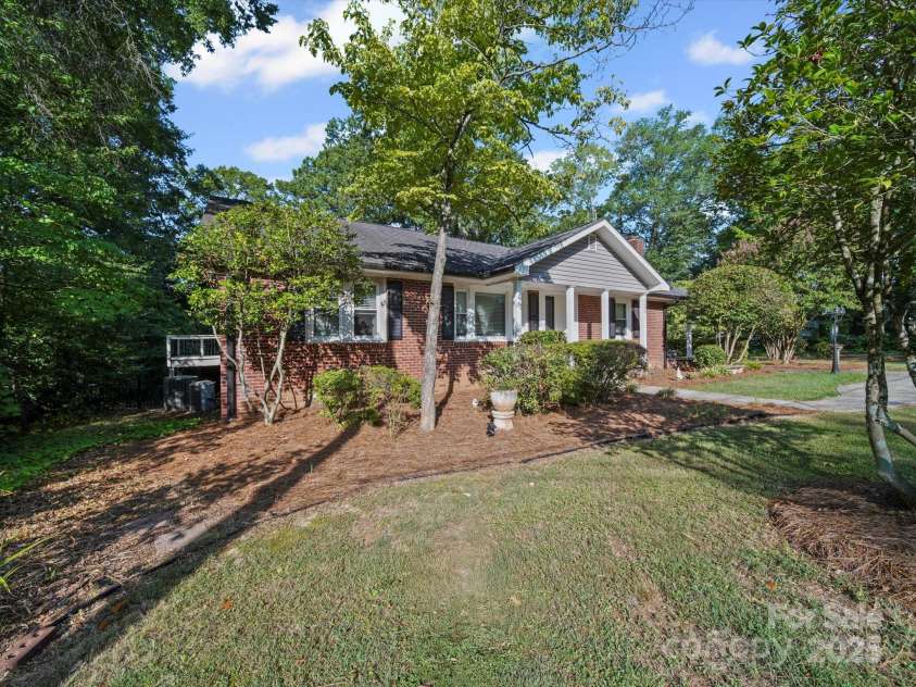 736 Spring Street, Concord, NC 28025.  MLS# CAR4277396, YatesRealty ID 27697. 
