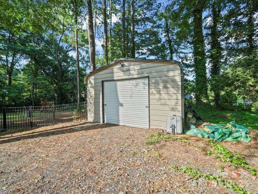 736 Spring Street, Concord, NC 28025.  MLS# CAR4277396, YatesRealty ID 27697. 