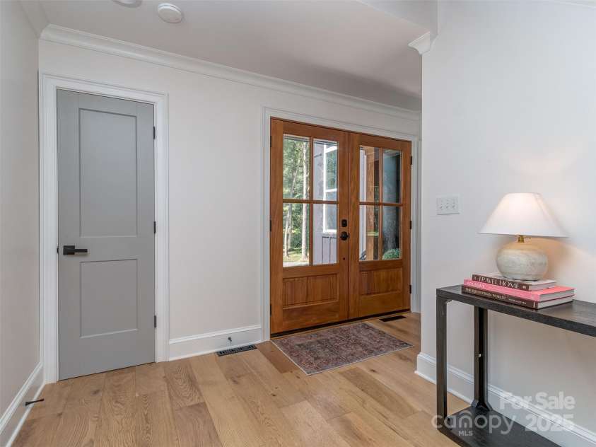 202 Walden Lane, Weddington, NC 28104.  MLS# CAR4274897, YatesRealty ID 27698. Foyer