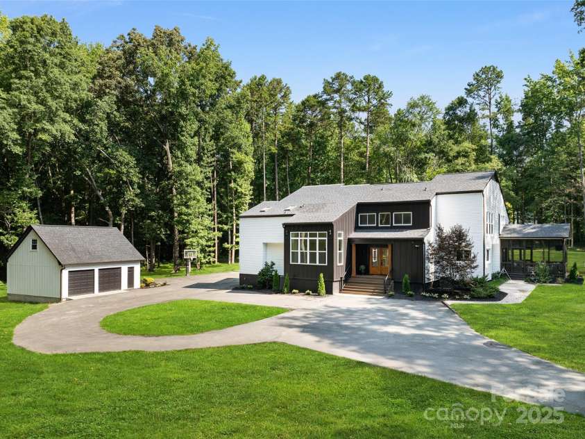 202 Walden Lane, Weddington, NC 28104.  MLS# CAR4274897, YatesRealty ID 27698. Gorgeous home on 5 acres in Weddington