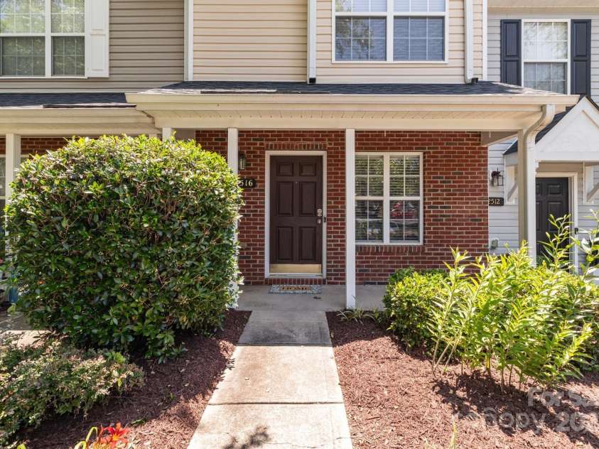 12516 Hennigan Place Lane, Charlotte, NC 28214.  MLS# CAR4269820, YatesRealty ID 27699. 