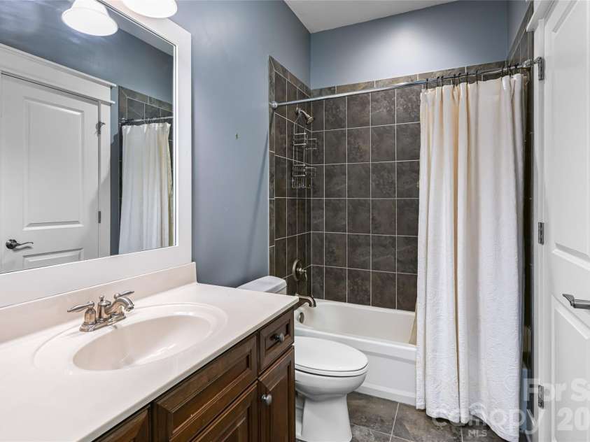 1 East Owl Creek Lane, Fairview, NC 28730.  MLS# CAR4264523, YatesRealty ID 277. 
