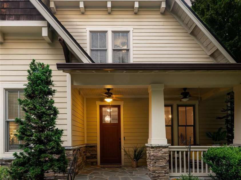 1 East Owl Creek Lane, Fairview, NC 28730.  MLS# CAR4264523, YatesRealty ID 277. 