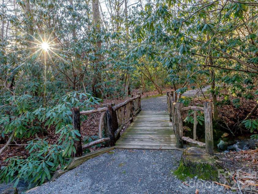 1 East Owl Creek Lane, Fairview, NC 28730.  MLS# CAR4264523, YatesRealty ID 277. 