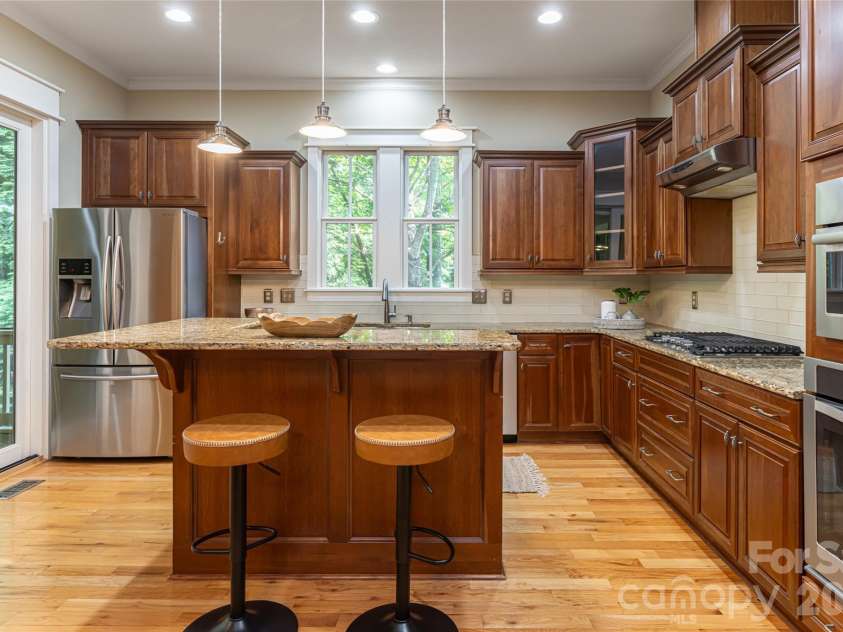 1 East Owl Creek Lane, Fairview, NC 28730.  MLS# CAR4264523, YatesRealty ID 277. 