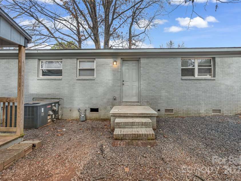 235 Edgegreen Drive, Charlotte, NC 28217.  MLS# CAR4329481, YatesRealty ID 2770. Back Door