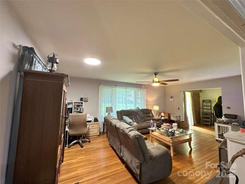 408 Blume Street, Landis, NC 28088.  MLS# CAR4274347, YatesRealty ID 27702. 