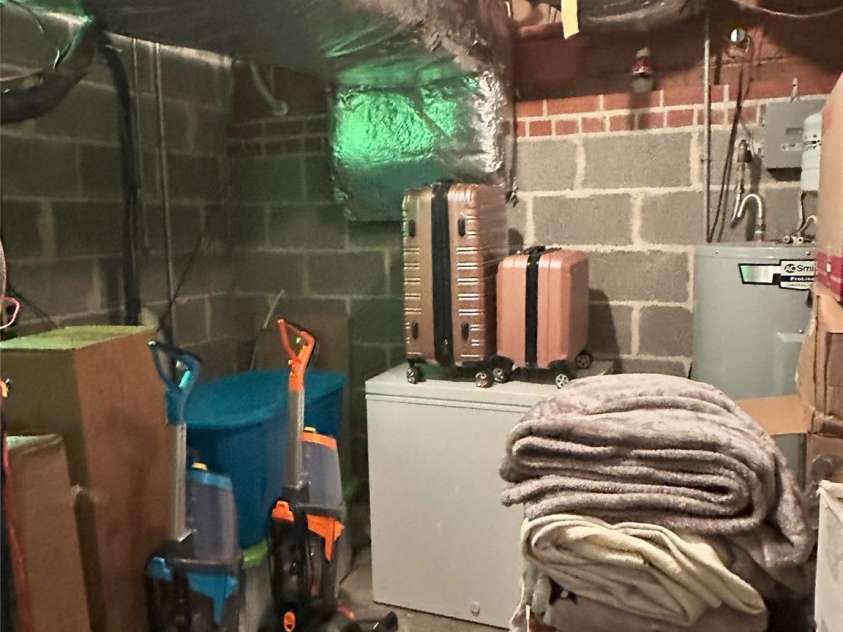 408 Blume Street, Landis, NC 28088.  MLS# CAR4274347, YatesRealty ID 27702. 