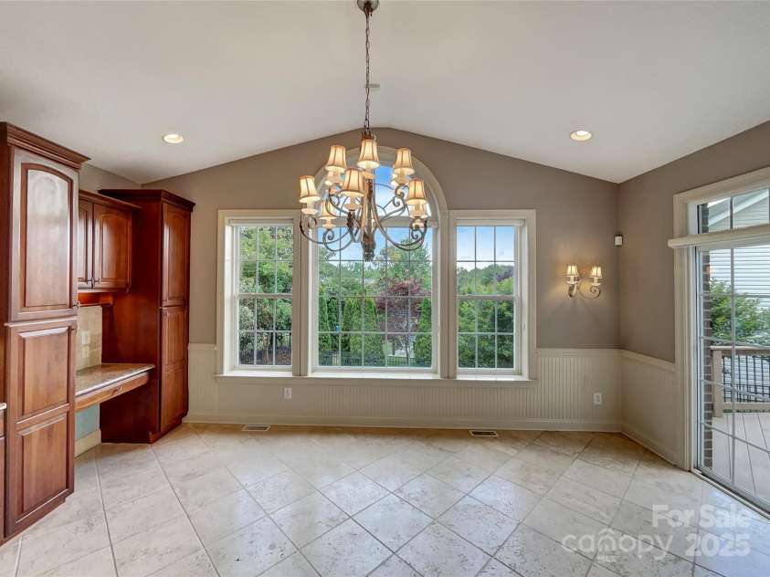 1000 Sarandon Drive, Matthews, NC 28104.  MLS# CAR4259521, YatesRealty ID 27703. 