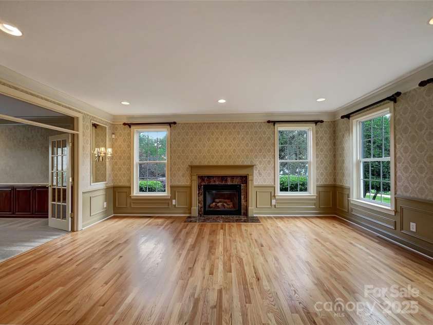 1000 Sarandon Drive, Matthews, NC 28104.  MLS# CAR4259521, YatesRealty ID 27703. 