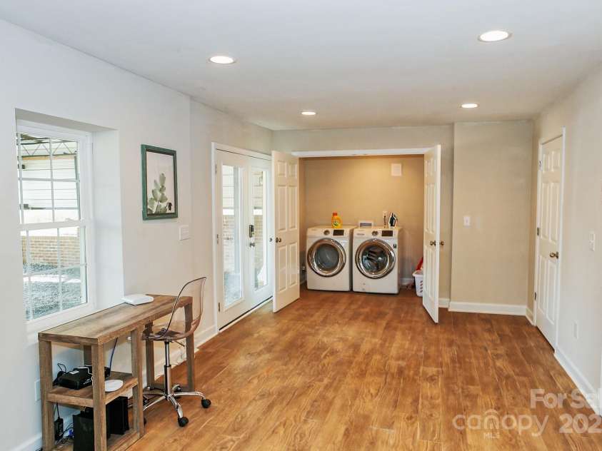 1516 Buffalo Shoals Road, Lincolnton, NC 28092.  MLS# CAR4281719, YatesRealty ID 27705. Lower Level