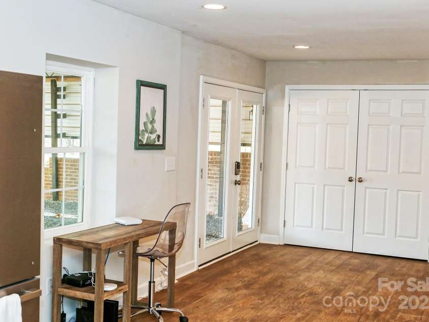 1516 Buffalo Shoals Road, Lincolnton, NC 28092.  MLS# CAR4281719, YatesRealty ID 27705. Lower Level - Entry area