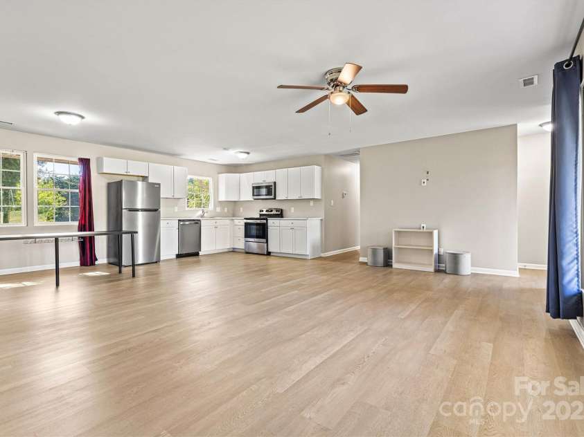 1516 Buffalo Shoals Road, Lincolnton, NC 28092.  MLS# CAR4281719, YatesRealty ID 27705. Upper Level