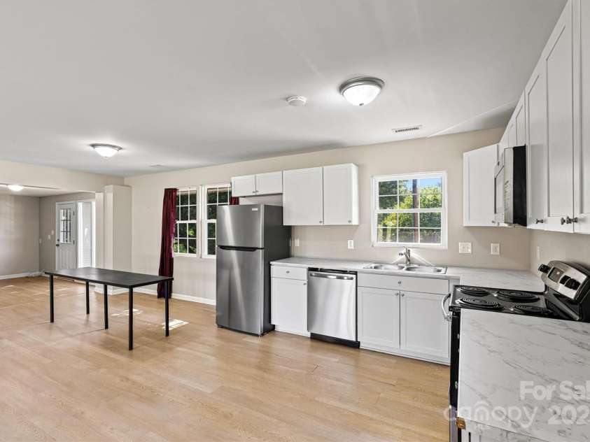 1516 Buffalo Shoals Road, Lincolnton, NC 28092.  MLS# CAR4281719, YatesRealty ID 27705. Upper Level