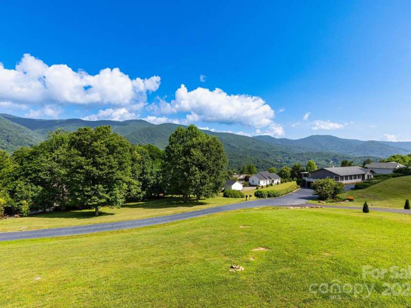 605 Red Bank Road, Waynesville, NC 28786.  MLS# CAR4277053, YatesRealty ID 27707. Your views are endless