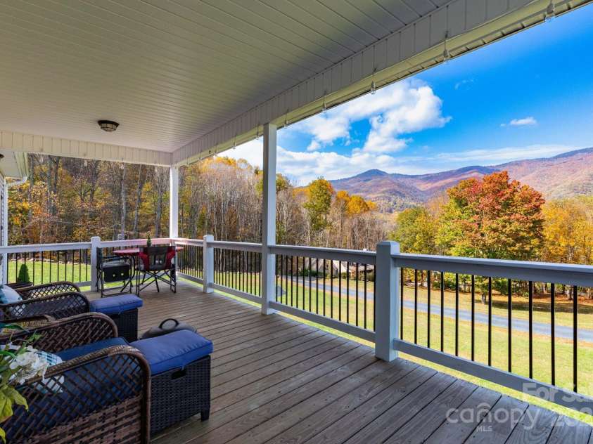 605 Red Bank Road, Waynesville, NC 28786.  MLS# CAR4313671, YatesRealty ID 27707. Expansive mountain views from the back deck