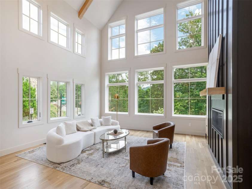 11 Magnolia View Trail, Asheville, NC 28804.  MLS# CAR4239064, YatesRealty ID 2771. 