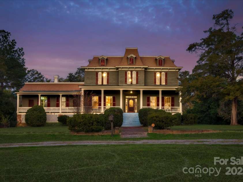 197 Sheppard Drive, Edgefield, SC 29824.  MLS# CAR4322913, YatesRealty ID 2771. 