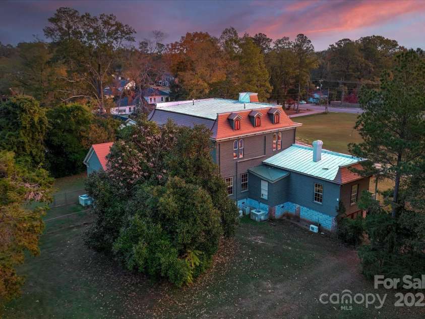 197 Sheppard Drive, Edgefield, SC 29824.  MLS# CAR4322913, YatesRealty ID 2771. 