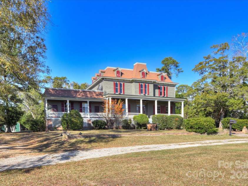 197 Sheppard Drive, Edgefield, SC 29824.  MLS# CAR4322913, YatesRealty ID 2771. 