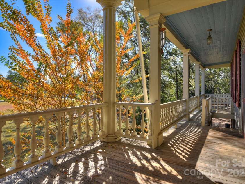 197 Sheppard Drive, Edgefield, SC 29824.  MLS# CAR4322913, YatesRealty ID 2771. 