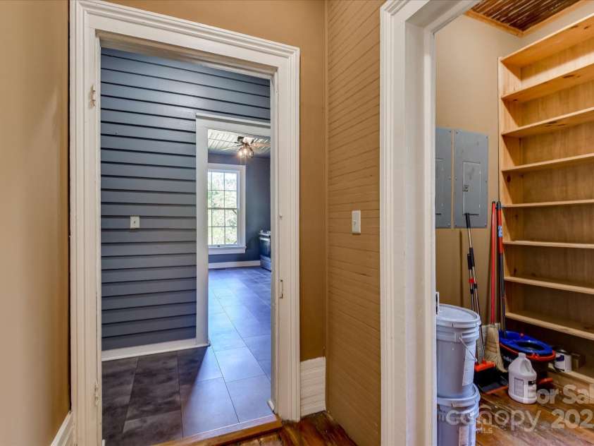 197 Sheppard Drive, Edgefield, SC 29824.  MLS# CAR4322913, YatesRealty ID 2771. 