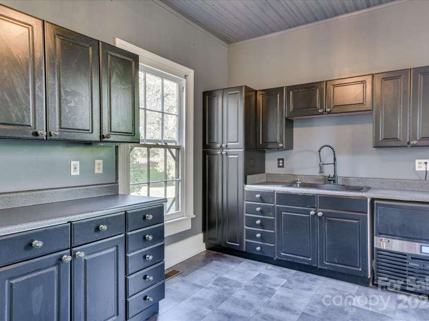 197 Sheppard Drive, Edgefield, SC 29824.  MLS# CAR4322913, YatesRealty ID 2771. 